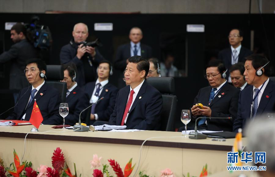 7月15日，國家主席習(xí)近平在巴西福塔萊薩出席金磚國家領(lǐng)導(dǎo)人第六次會(huì)晤。 新華社記者 蘭紅光 攝 