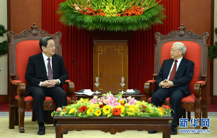 12月25日至27日，中共中央政治局常委、全國政協(xié)主席俞正聲對越南進行正式訪問。這是12月26日，俞正聲在河內(nèi)會見越共中央總書記阮富仲。 新華社記者馬占成攝