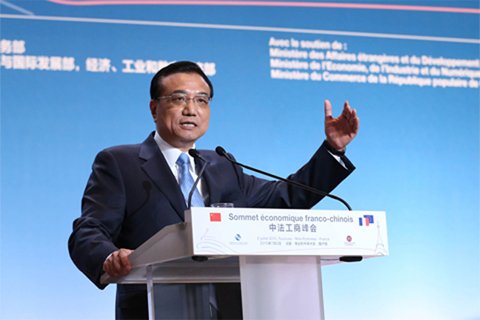 李克強(qiáng)總理2日在中法工商峰會演講時表示，中法建交50年來，兩國關(guān)系積累了寶貴經(jīng)驗，未來50年的中法關(guān)系將更燦爛輝煌。中國政府網(wǎng)