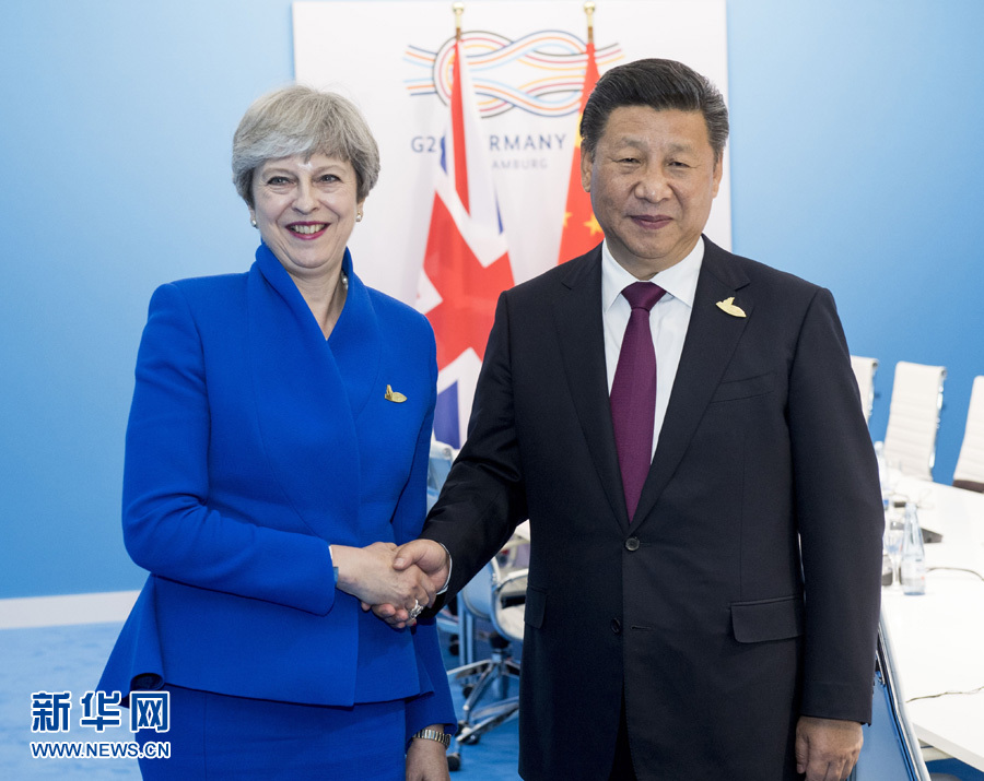 7月7日，國家主席習(xí)近平在漢堡會(huì)見英國首相特雷莎·梅。 新華社記者李學(xué)仁 攝