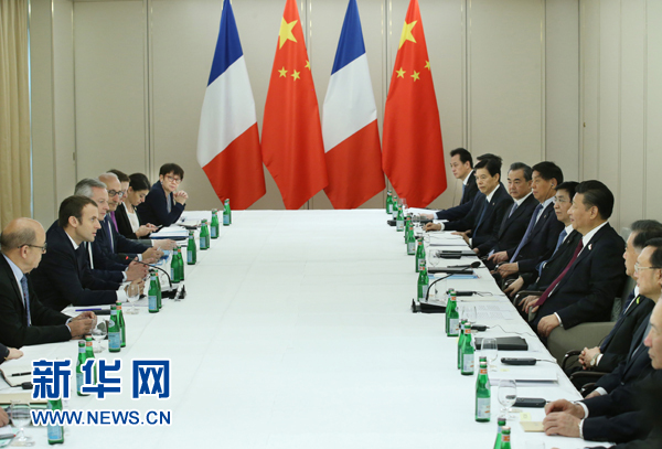 7月8日，國家主席習(xí)近平在漢堡會見法國總統(tǒng)馬克龍。新華社記者 姚大偉 攝