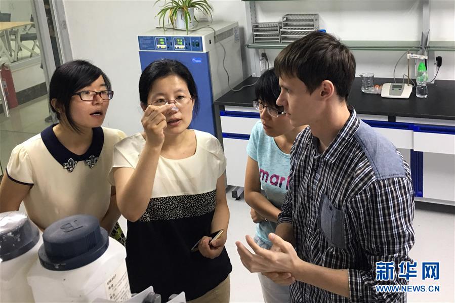 （新華全媒頭條·上合青島峰會(huì)·圖文互動(dòng)）（8）遠(yuǎn)航，揚(yáng)起“上海精神”的時(shí)代風(fēng)帆——寫(xiě)在上海合作組織成員國(guó)元首理事會(huì)第十八次會(huì)議即將召開(kāi)之際