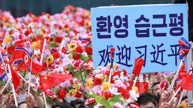 習(xí)近平總書記歷史性訪朝 歡迎場面超震撼！