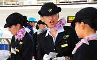 各國(guó)高鐵女乘務(wù)有啥不一樣？【組圖】